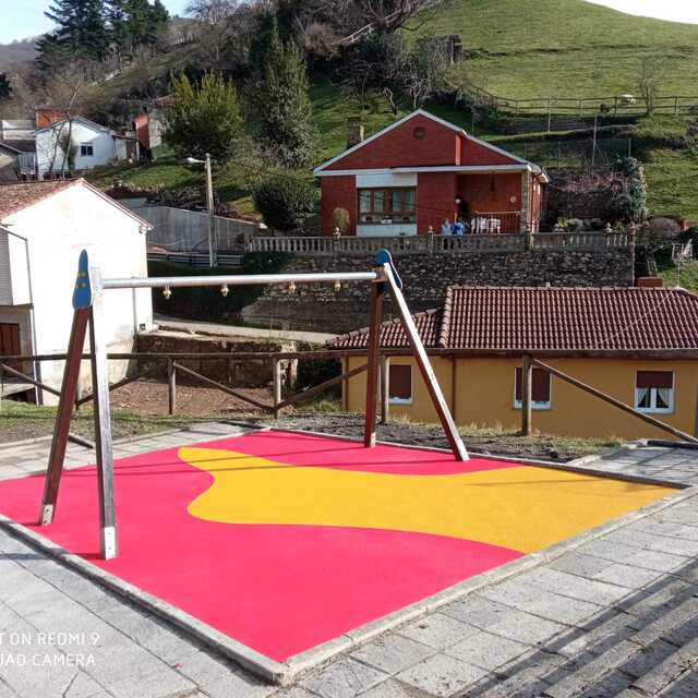 Manteniment de parcs infantils